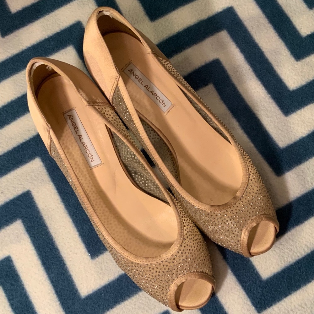 Angel Alarcon Nude Jeweled Peep Toe Heels Size 9